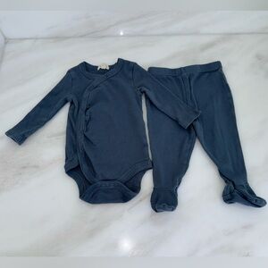 Burt’s Bees Blue Ribbed Baby Onesie and Pants Set